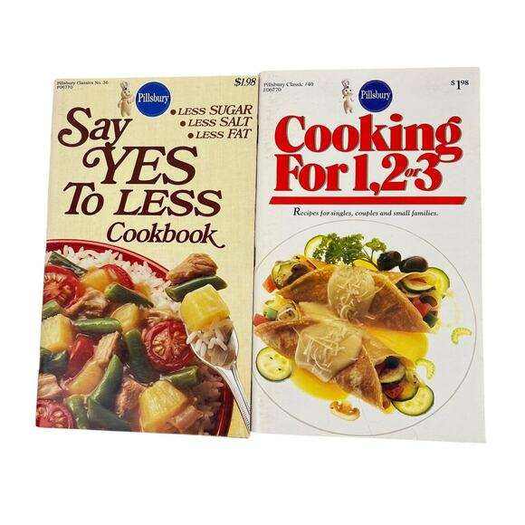 Pillsbury Recipes Lot 12 Vintage Booklets Baking Party Meals Cookbook Pamphlets - Picture 2 of 7
